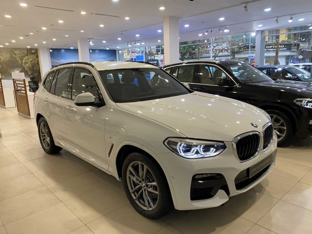 BMW X3 M Sport 2021 màu Trắng.