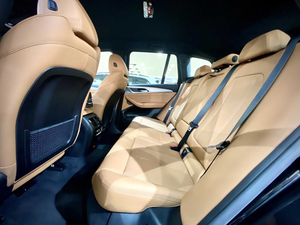 Hàng ghế thứ 2 rộng nhất phân khúc trên BMW X3 2023.